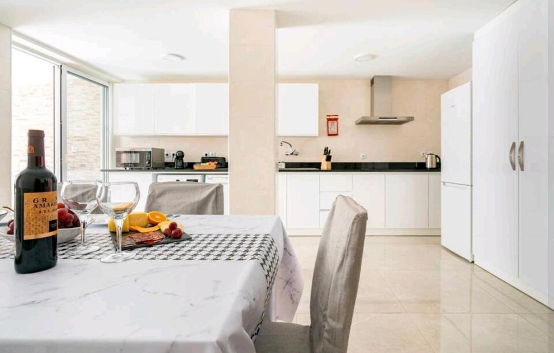 Marina Holiday House Куартейра Екстер'єр фото